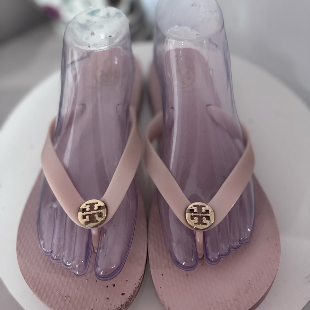Tory Burch Blush Sandals with Gold Emblem size 8